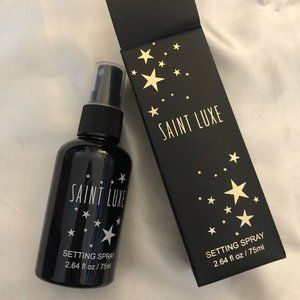 ✨CLOSET CLEAR OUT ✨ SAINT LUXE - Setting Spray